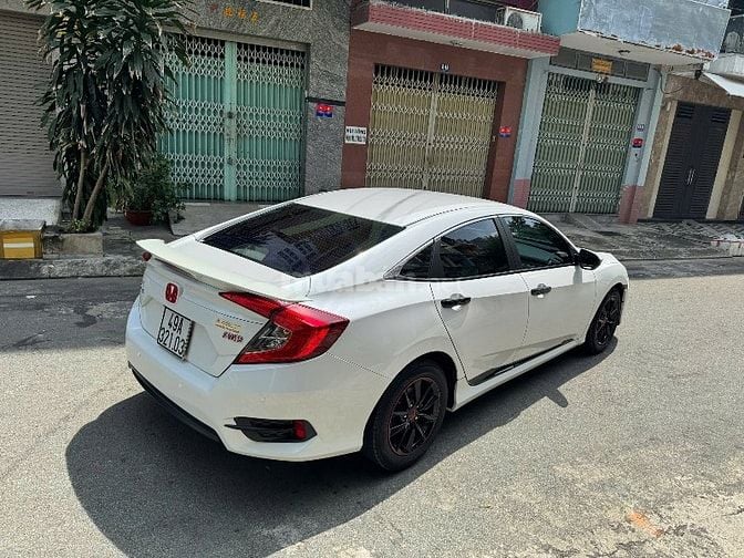 Honda Civic 1.8G Đời 2020 Màu Trắng xe cực đẹp 