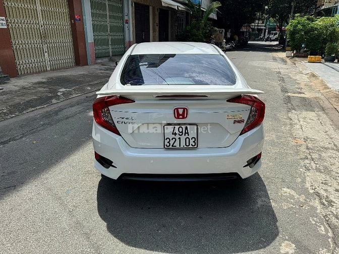 Honda Civic 1.8G Đời 2020 Màu Trắng xe cực đẹp 