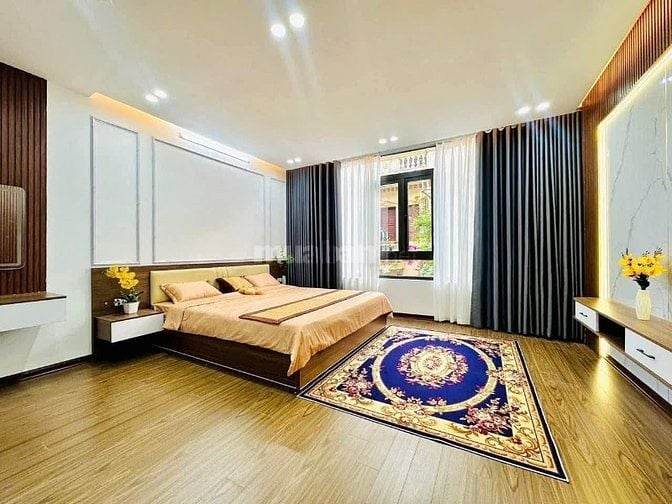 Nhà Đẹp Ô TÔ Trong Nhà Vương Thừa Vũ, 47/50m, 7 tầng, mt 5.1m, 21.5 tỷ