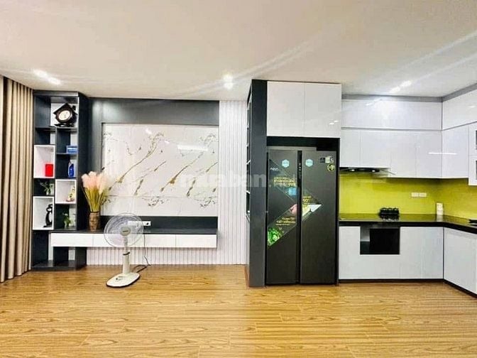 Nhà Đẹp Ô TÔ Trong Nhà Vương Thừa Vũ, 47/50m, 7 tầng, mt 5.1m, 21.5 tỷ