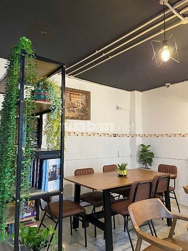 Cần sang MB Cafe 70m2 kế Etown Cộng Hoà, đối diện BV Quốc Tế CarePlus 