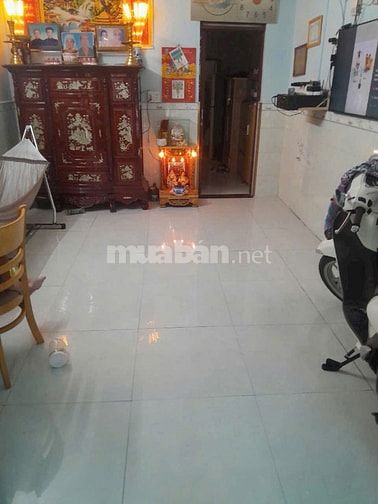 Bán nhà Nở hậu 8m, Cách MT Tạ Quang Bửu 20m, SHR gần TTTM