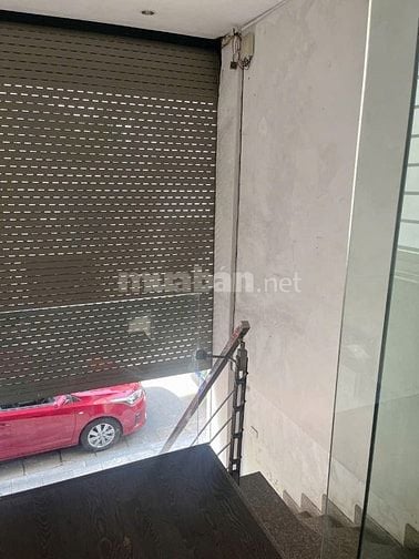[Vị trí đẹp giá hợp lý] Cho thuê toà nhà 8 tầng mặt phố Trần Quốc Toản