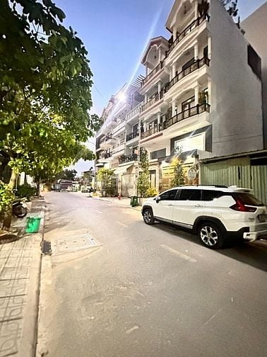 Đất 1/ Đường Nhựa 12m. Hà Huy Giáp. Ngay Ngã 4 Ga  Giá: 4.15 ty