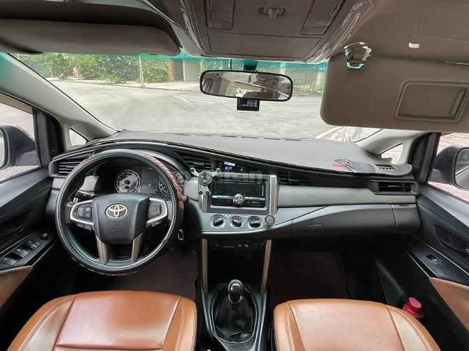 Innova E 2017 carvet chính chủ bán 
