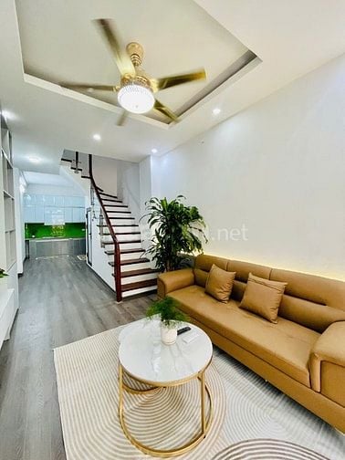 Nhà Dân Lô Góc, Full Nội Thất Về Ở Luôn, Ngay Gần Hồ Linh Đàm