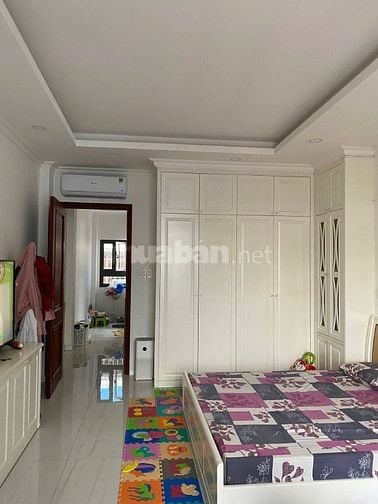 BÁN TÒA NHÀ 6 LẦU MẶT TIỀN NHẬT TẢO, QUẬN 10 , VỊ TRÍ ĐẮC ĐỊA 
