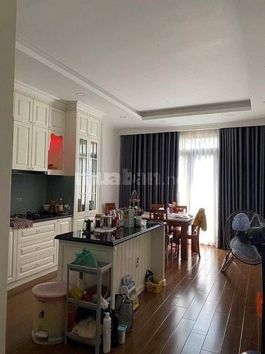 BÁN TÒA NHÀ 6 LẦU MẶT TIỀN NHẬT TẢO, QUẬN 10 , VỊ TRÍ ĐẮC ĐỊA 
