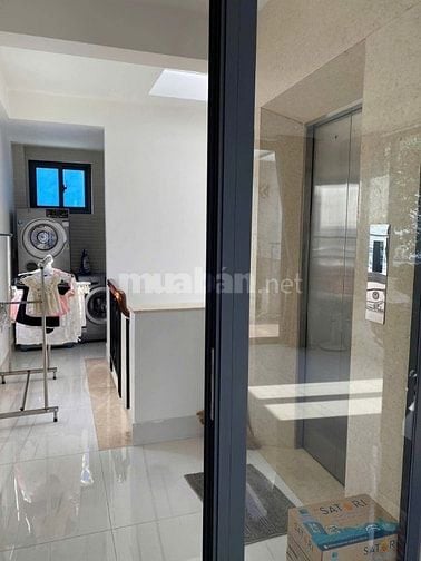 BÁN TÒA NHÀ 6 LẦU MẶT TIỀN NHẬT TẢO, QUẬN 10 , VỊ TRÍ ĐẮC ĐỊA 