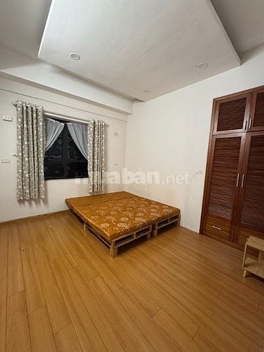 Chính chủ cho thuê căn hộ VP3 Linh Đàm 92,3m² 3PN, 2VS