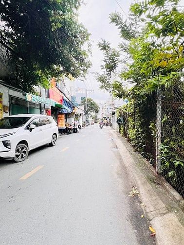 Bán nhà mặt tiền rộng đẹp (4,2x25) 163 Nguyễn Duy Cung p12 Gò Vấp 