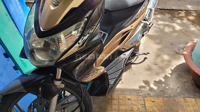 Thành lý xe nhà Suzuki Hayate, BSTP, màu nâu vàng
