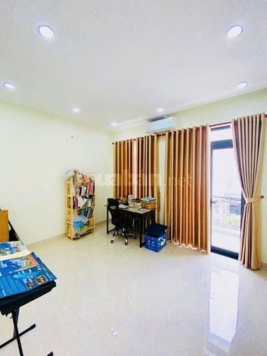 Nhà Bán Gấp Hẻm Đường Nguyễn Hữu Trí-Bình Chánh-HCM