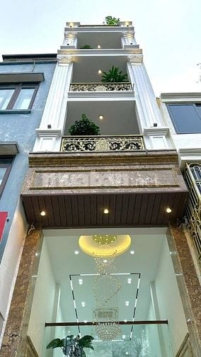 Mặt phố Dương Văn Bé - DT 70m2 x 6 tầng mới - Vuông đẹp - Giá 27.8 tỷ