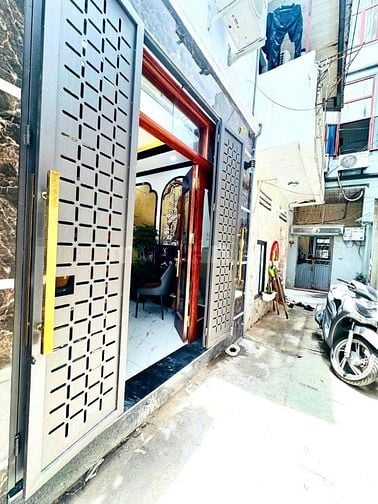 Bán nhà phố Dương Văn Bé,  33m,gần phố, nội thất cao cấp, 7x tỷ