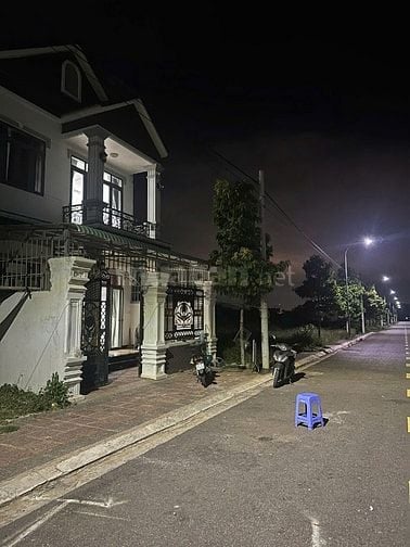 Bán đất biệt thự ngay khu biệt thự xây nhiểu DT 7x19(133m2),chỉ 1,4tỷ