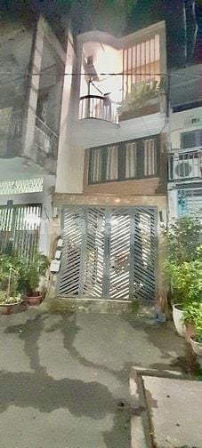 CHỦ CẦN TIỀN BÁN GẤP NHÀ LÊ VĂN SỸQ3, HAI MẶT TIỀN.GIÁ 5TỶ2 .DT 48m2, 