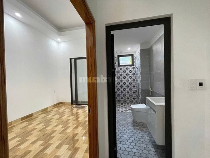 THU HỒI VỐN TÔI CẦN BÁN NHANH NHÀ 3 TẦNG MT NGUYỄN HUY TỰ GẦN BIỂN