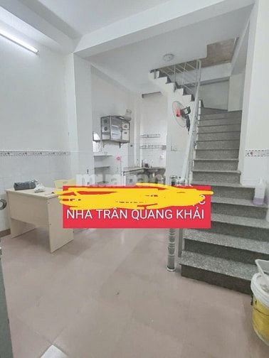 Bán nhà trung tâm Quận 1, hẻm đường Trần Quang Khải, 2 lầu, giá tốt
