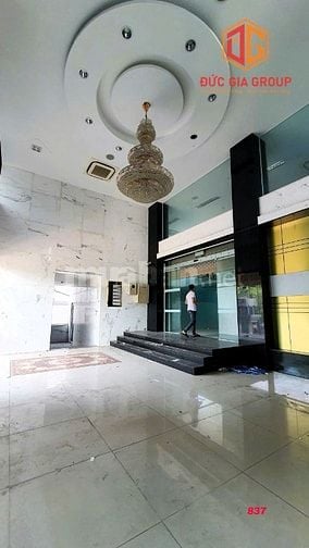Tòa nhà 3 mặt tiền đường Phan Trung sổ hoàn công 2300m2 sàn giá 75 tỷ