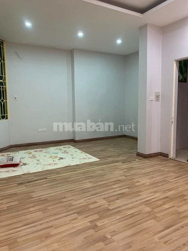 Bán nhanh nhà cấp 4 ngõ Nguyễn Công Trứ, giá 3.5 tỷ, 20m2, lô góc