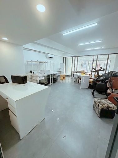 Bán Tòa Nhà Mặt Tiền Kinh Doanh Đường Trương Quốc Dung, P.8, Phú Nhuận