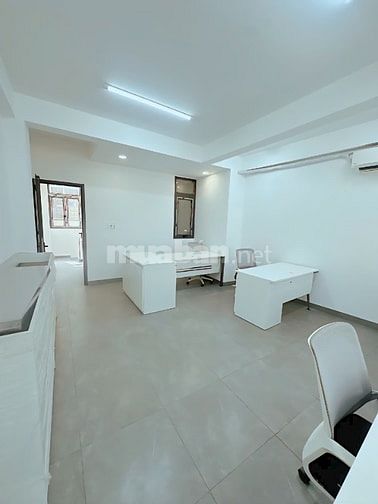 Bán Tòa Nhà Mặt Tiền Kinh Doanh Đường Trương Quốc Dung, P.8, Phú Nhuận