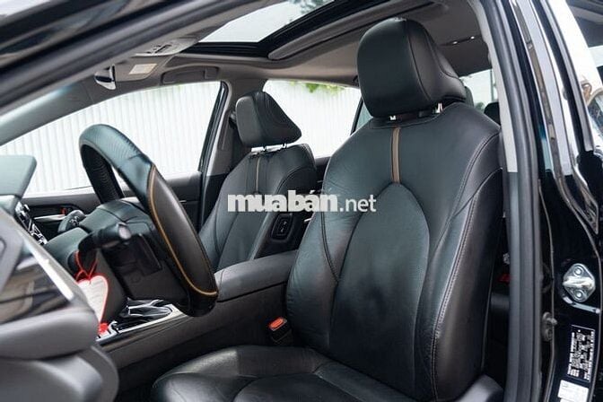 Toyota Camry 2.5Q 2022 1 chủ từ mới