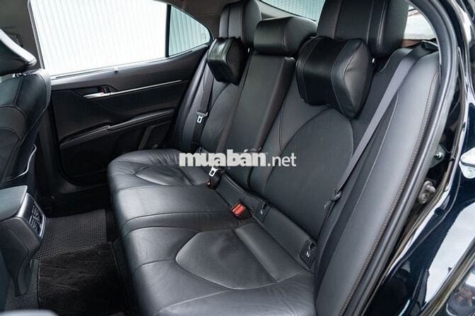 Toyota Camry 2.5Q 2022 1 chủ từ mới
