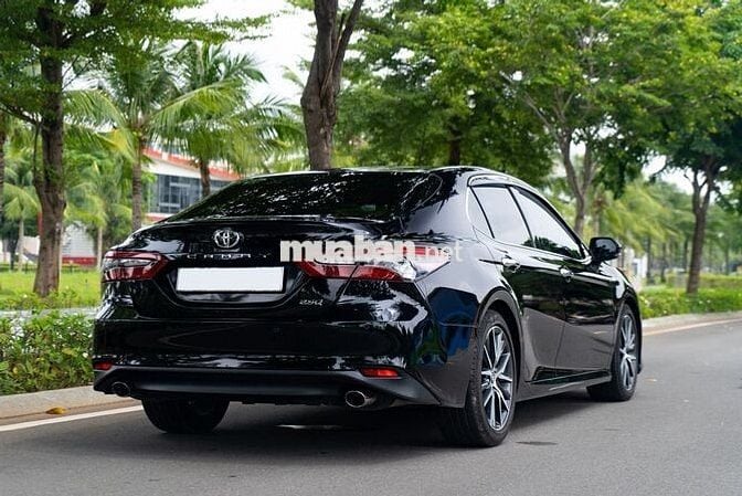 Toyota Camry 2.5Q 2022 1 chủ từ mới