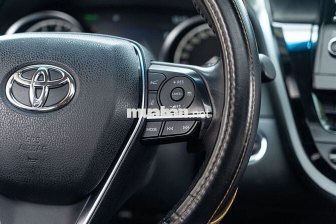 Toyota Camry 2.5Q 2022 1 chủ từ mới
