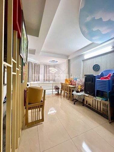 Nhà 4 lầu đẹp Cao Cấp hẻm cách Mặt tiền Đường Số 8 chỉ 20m, P11, Q.Gò 