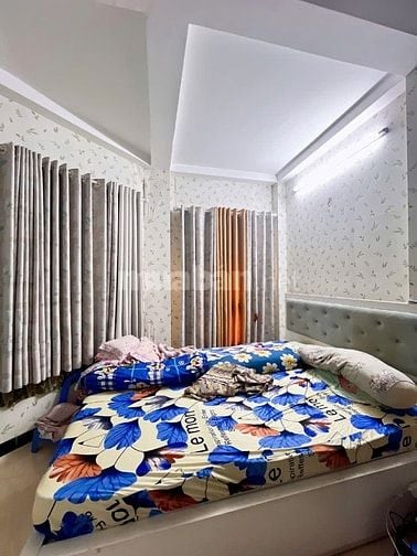 Nhà 4 lầu đẹp Cao Cấp hẻm cách Mặt tiền Đường Số 8 chỉ 20m, P11, Q.Gò 
