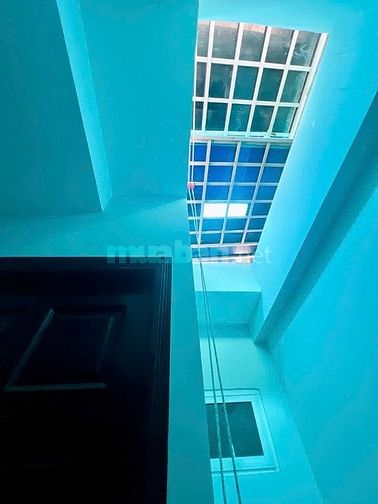 Nhà 4 lầu đẹp Cao Cấp hẻm cách Mặt tiền Đường Số 8 chỉ 20m, P11, Q.Gò 
