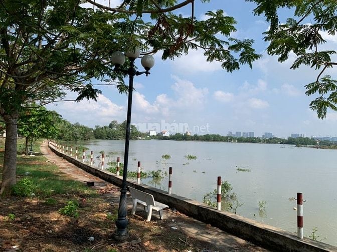 Bán đất biệt thự khu Đại Học Mở đường Tam Đa, TP.HCM, DT10.5x19m, 187m