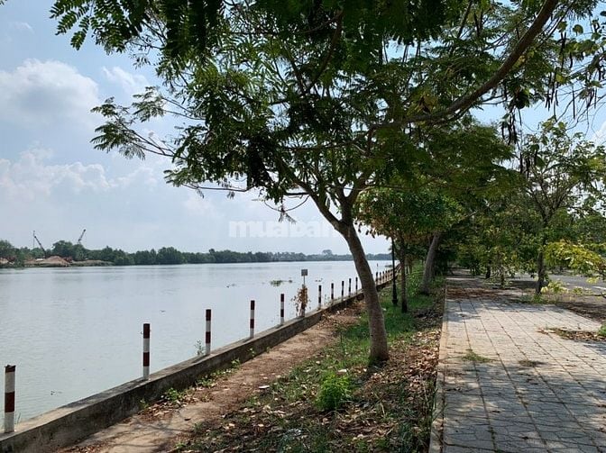Bán đất biệt thự khu Đại Học Mở đường Tam Đa, TP.HCM, DT10.5x19m, 187m