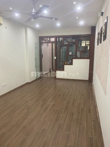 Chính chủ cho thuê 02 tầng nhà làm VPGD-đại lý bán hàng-đào tạo