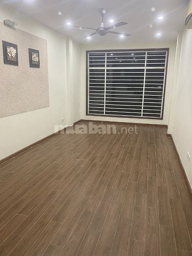 Chính chủ cho thuê 02 tầng nhà làm VPGD-đại lý bán hàng-đào tạo