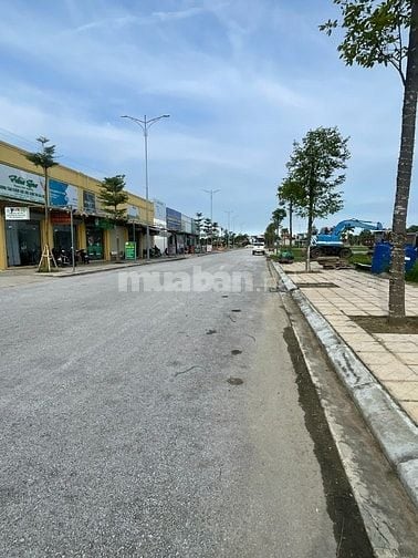 Bán đất trục tỉnh lộ 510 ngã 5 chợ Vực, cách biển Hải Tiến 2km 