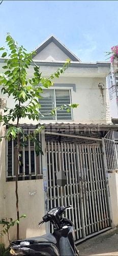 Quận12-hẻm-xe-hơi-tới-nhà-huỳnh thị hai khu dân cư đông đúc