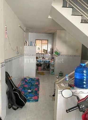 Quận12-hẻm-xe-hơi-tới-nhà-huỳnh thị hai khu dân cư đông đúc