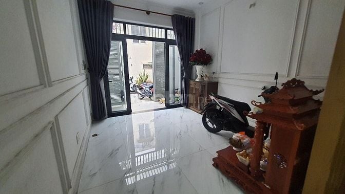 NHÀ ĐẸP BÌNH THẠNH GIÁP QUẬN 1- HẺM XE HƠI- 70m2- 4 TẦNG- 11,x TỶ TL