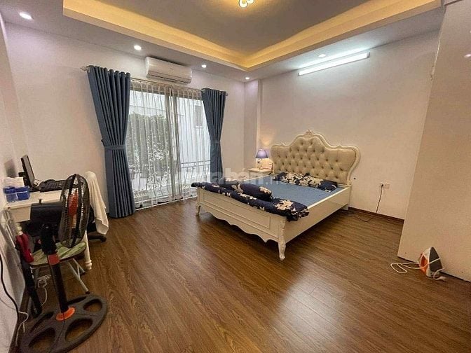 TÔI LÀ CHỦ NHÀ CẦN BÁN CĂN NHÀ tại XÃ ĐÀN 35 x 5 tầng 9,3 tỷ