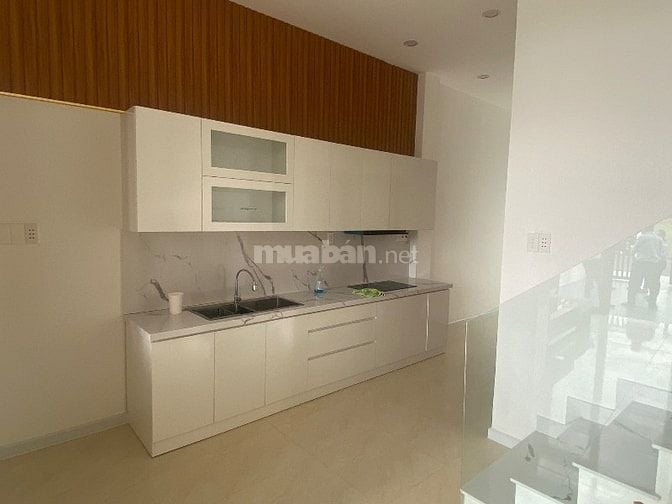 BÁN NHÀ MẶT TIỀN ĐƯỜNG VỪA Ở VỪA KINH DOANH