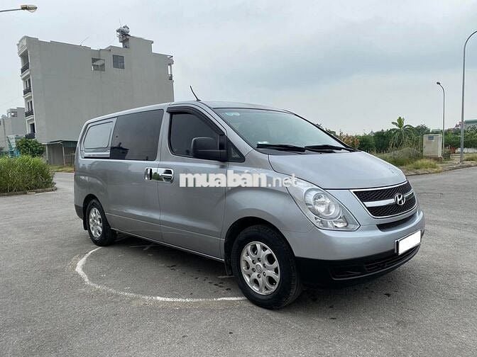 Hyundai Starex 2013 số tay máy xăng, tải van 6c