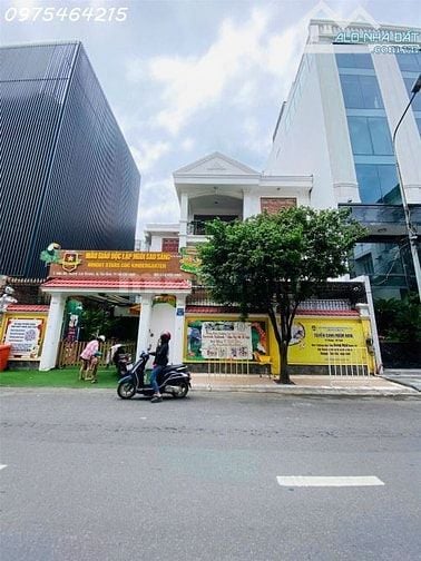 BÁN TÒA NHÀ 4 TẦNG MẶT TIỀN ĐƯỜNG HUỲNH LAN KHANH, PHƯỜNG 2, QUẬN TÂN 