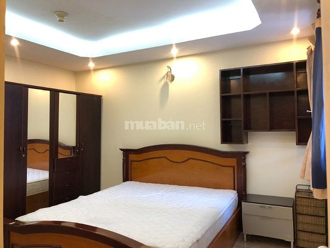 Cho Thuê Căn hộ Central Garden Quận 1, Dt : 81m2, 2PN,  Giá : 12 tr/th