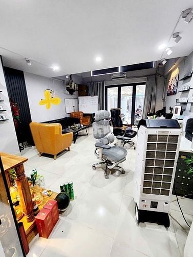 TỔNG HẠ 2 TỶ- NGÃ TƯ HÀNG XANH- HẺM XE TẢI 6M- 100m2- chỉ 16,x TỶ