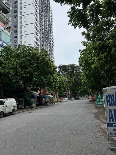 Chủ nhà đi Mỹ cần bán 400m2 mặt tiền 22m sổ đỏ chính chủ