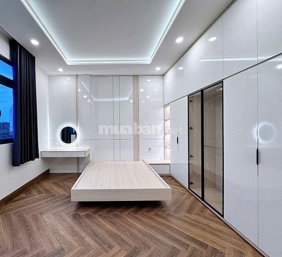 NHÀ MỚI XÂY 120M2 - 2,95 TỈ - 1 TRỆT 2 LẦU - 4PN,4WC - SỔ RIÊNG - TDM